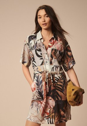 Next DRAWSTRING UTITLITY - REGULAR FIT - Särkkleit - ecru tropical leaf print