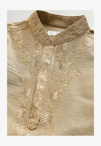 Non sélectionné, new gold