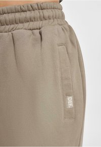 DEF Jogginghose - brown washed