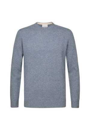 Pull en tricot bleu clair en tissu doux, avec un col rond, des manches longues et une texture côtelée sur l'ensemble.