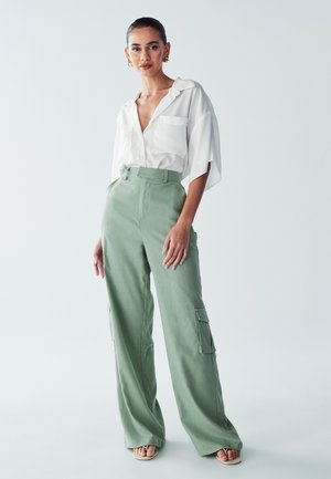 Cargo trousers - sage green