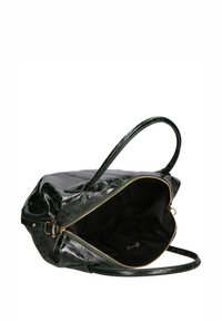 Borsa a tracolla in ecopelle verde con finitura lucida, design trapuntato, manico singolo, zip dorata e interno in tessuto nero.