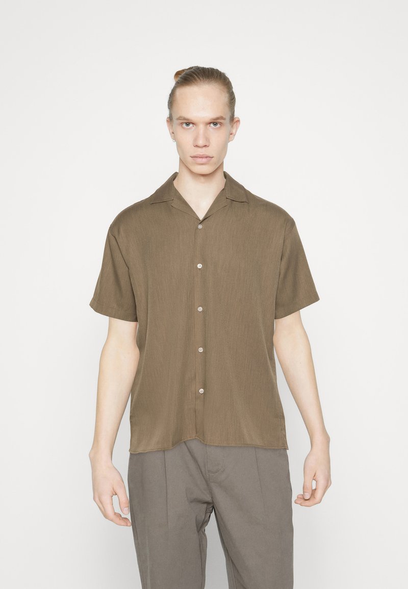 Jack & Jones PREMIUM JPRBLUJUDE CAMP COLLAR Shirt sand/beige Zalando.de Jack & Jones PREMIUM JPRBLUJUDE CAMP COLLAR Shirt sand/beige Zalando.de