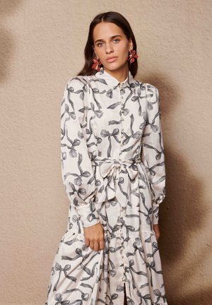AMARA BOW DRESS - Rochie maxi - cream