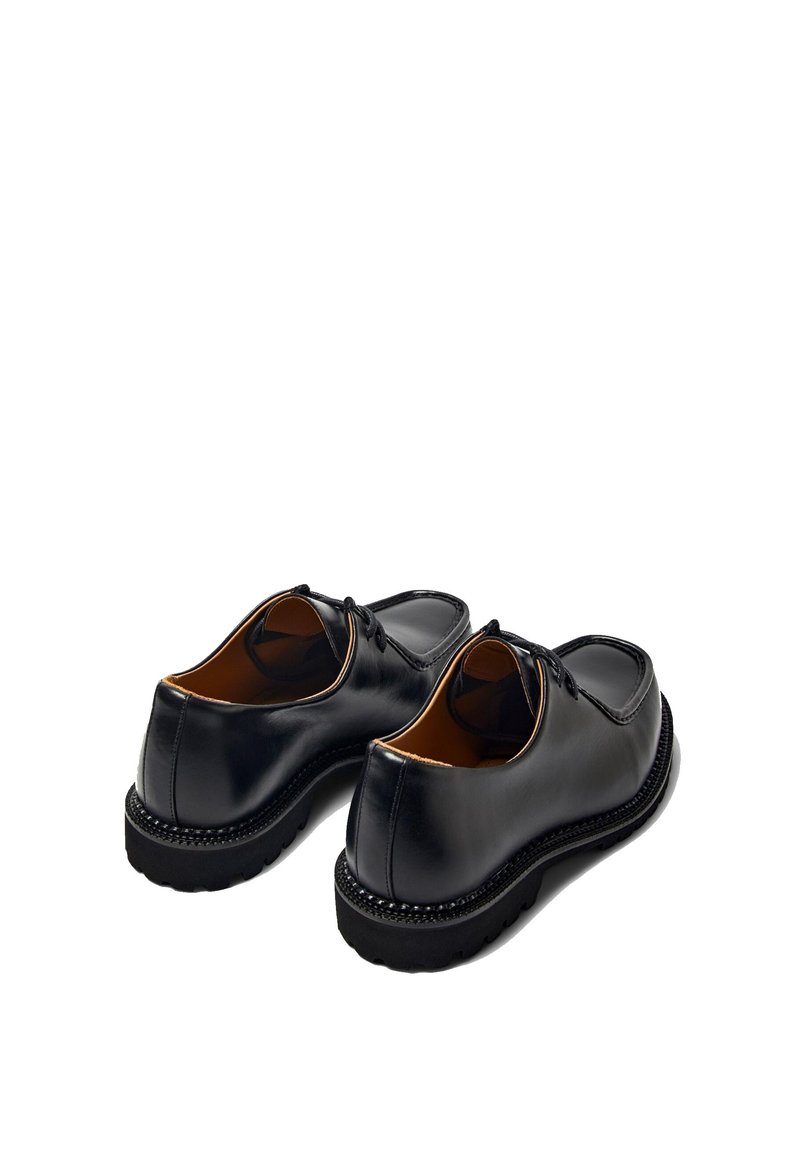 Selected Homme SLHHECTOR TOE Derbies black/noir