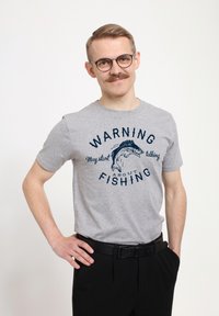 Henry Tiger DUKE SONS TALKING ABOUT FISHING - Camiseta estampada - heather grey