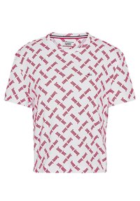 Valkoinen lyhythihainen t-paita, jossa on toistuva punainen tekstimalli, pyöreä pääntie, rento istuvuus ja pieni logo edessä.