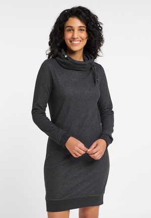 Robe à col bénitier gris foncé en tissu doux, à manches longues et avec des poignets côtelés. Présente un détail de cordon au niveau du col. Longueur mi-cuisse.