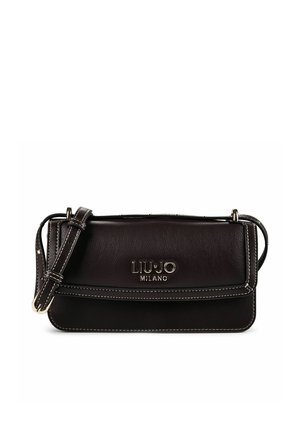 Sac bandoulière en cuir noir Liu Jo Milano avec coutures blanches et sangle réglable sur fond blanc.