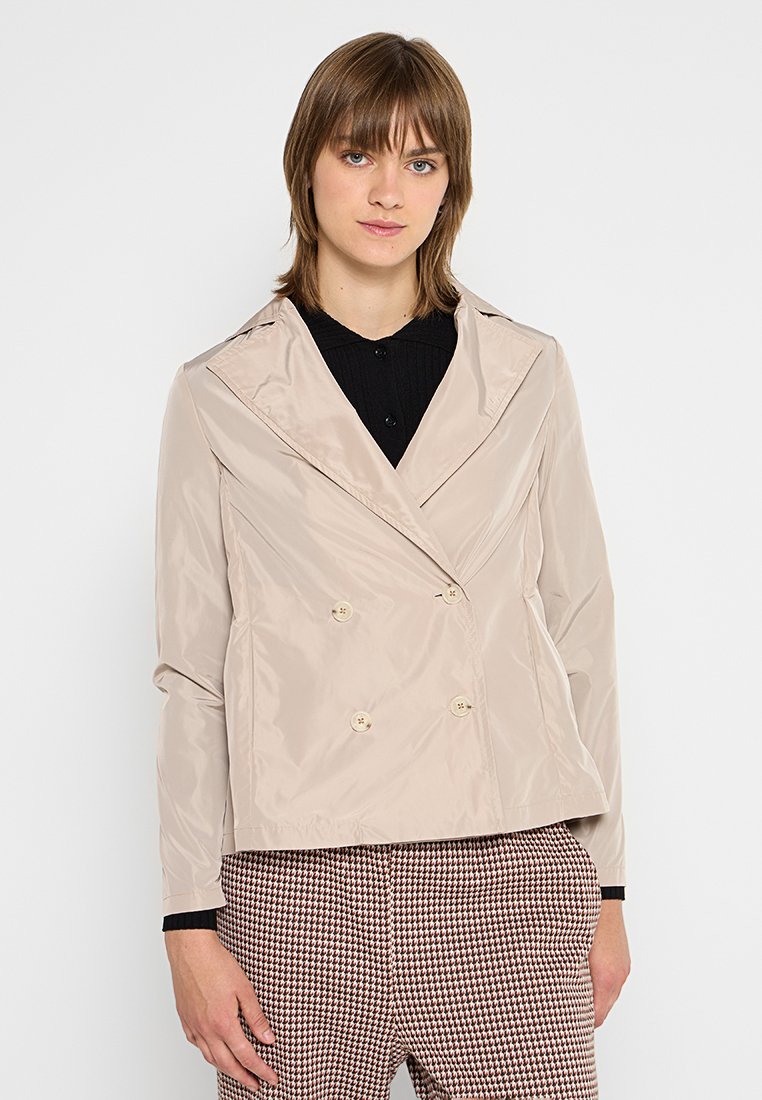 Chaqueta fina