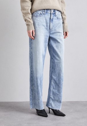 FEATHERWEIGHT LOGAN - Relaxed fit jeans - mira