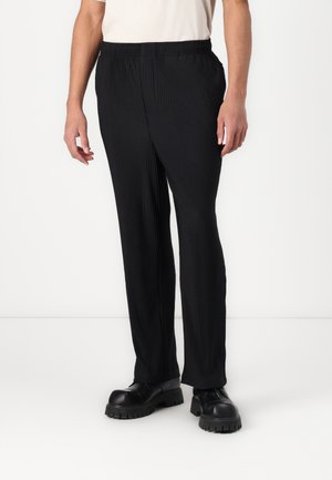 JPSTKARL INTERLUDE PLISSE - Tracksuit bottoms - black