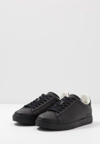 Armani Exchange Sneakers basse - black