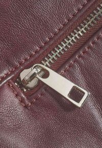DEPECHE SHOPPER - Bevásárlótáska - cranberry