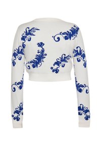 Pullover bianco corto con ricami floreali blu. Maniche lunghe e scollatura rotonda, tessuto a maglia testurizzato con motivi intricati.