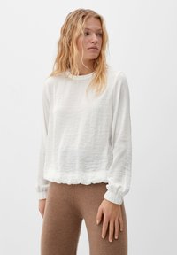 s.Oliver Blouse - ecru