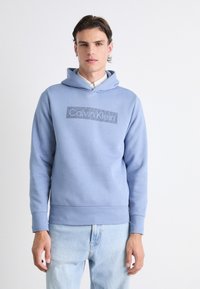 Calvin Klein BOX STRIPED LOGO HOODIE - Kapucni - troposhere