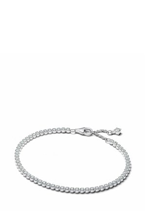 Bracelet en argent composé d'une chaîne de cristaux transparents ronds, chacun serti dans un serti métal, avec un fermoir en forme de homard et une chaîne d'extension ajustable.