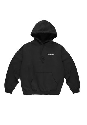 Czarna bluza z kapturem z kieszenią z przodu i małym białym logo „PROSTO” na lewej piersi, pokazana na płasko na białym tle.