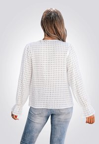 Cupshe POET SLEEVE - Bluse - white