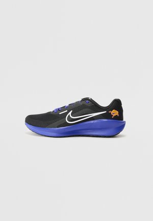 Sneakers - black