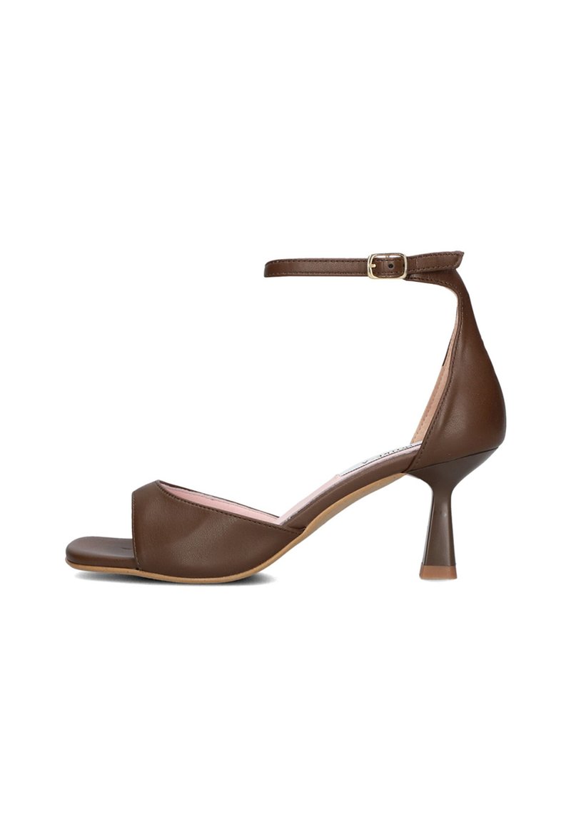 Notre-V Sandalen - manchester testa