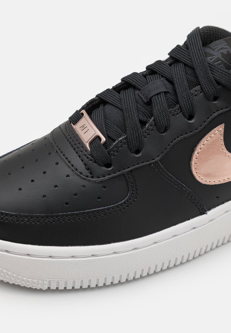 Nike Sportswear AIR FORCE 1 SE - Trainers - black/metallic  display picture 1