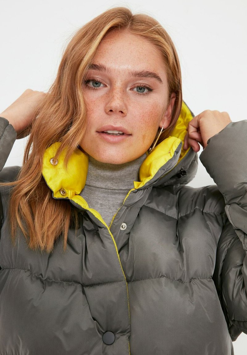 Damen Parkas | Trendyol PARENT Wintermantel grey/grau - QU56357 Damen Parkas | Trendyol PARENT Wintermantel grey/grau - QU56357