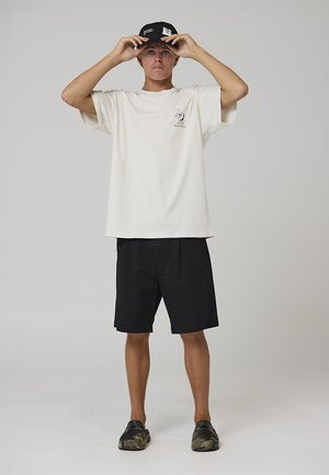 Rivvia Projects CADDY - T-shirt estampada - bone