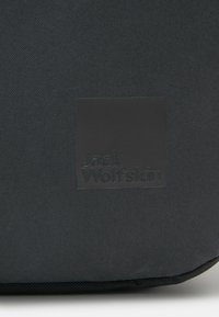 Jack Wolfskin BURGWEG - Taška s příčným popruhem - black
