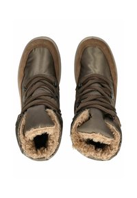 Botas marrones de media caña con exterior de cuero suave y forro de faux piel, con cordones gruesos y ojales de metal para un ajuste seguro.