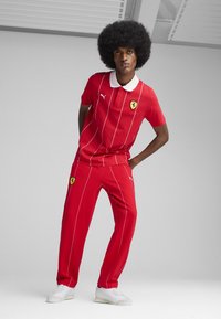 Puma SCUDERIA FERRARI RACE SDS  - Tréningruha alsók - rosso corsa