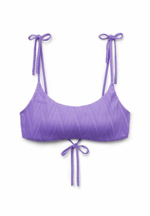 Lila Bikini-Oberteil mit einem strukturierten Wellenmuster, dünnen Bändern an jeder Schulter und einem zentralen Band am Saum. Glatter Stofffinish.