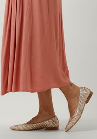 Notre-V Ballerina's - goud