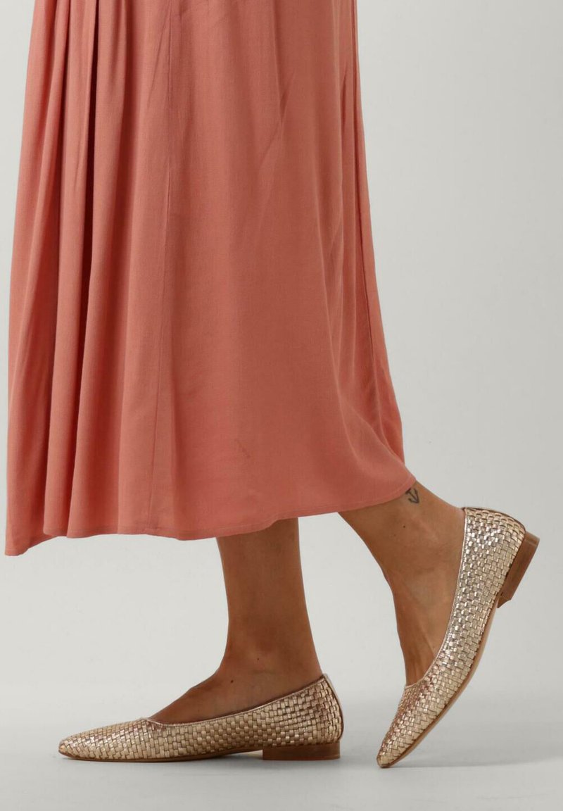 Notre-V Ballerina's - goud
