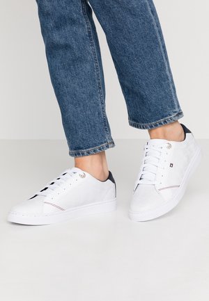Baskets basses - white