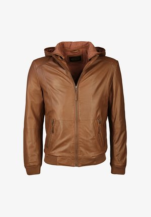 Veste en cuir marron avec une fermeture éclair à l'avant, capuche attachée et poignets côtelés. Comprend deux poches latérales zippées et une texture lisse.