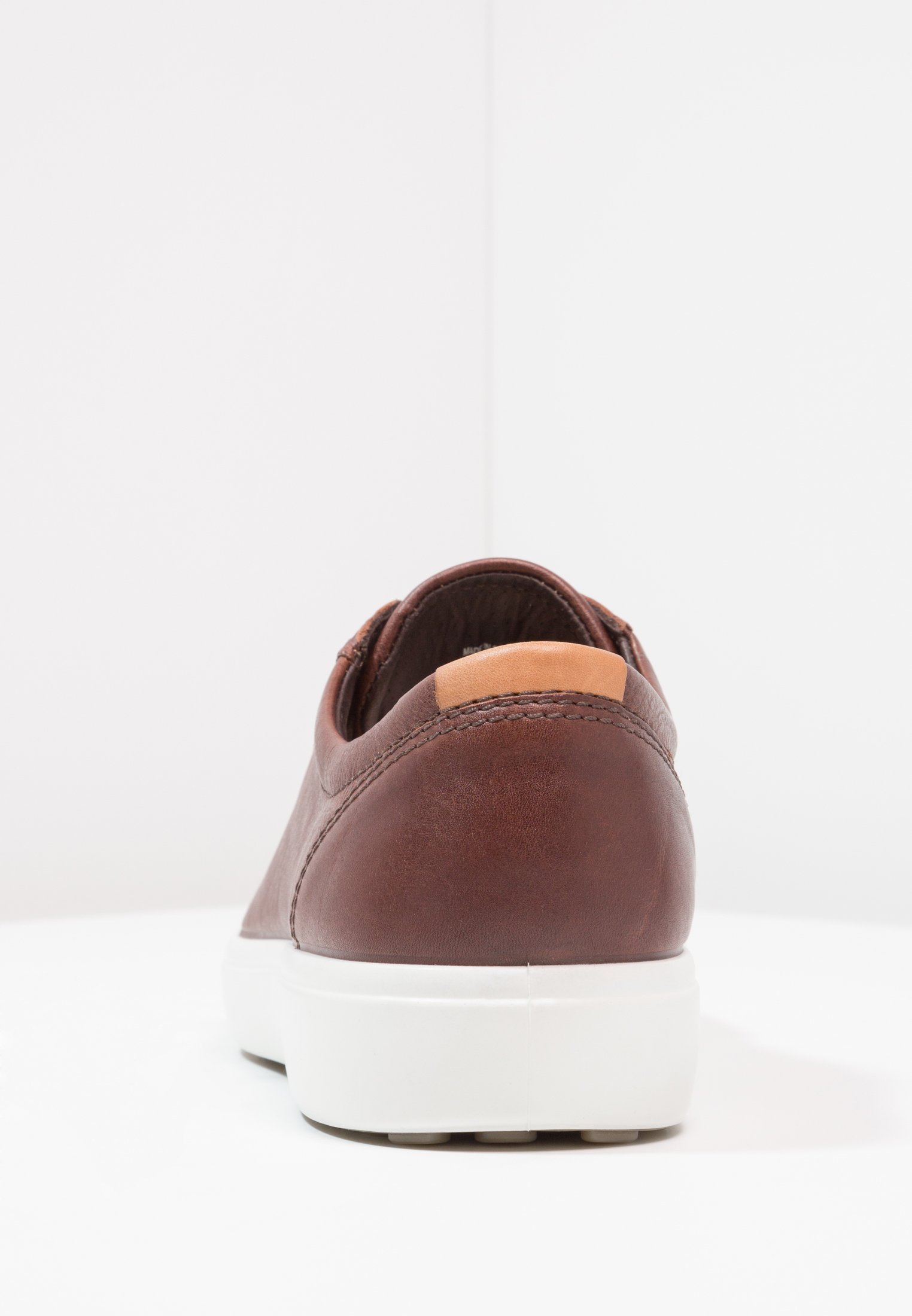 ecco shoe for men