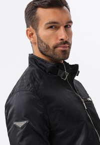 Ombre Mezisezónní bunda  - black