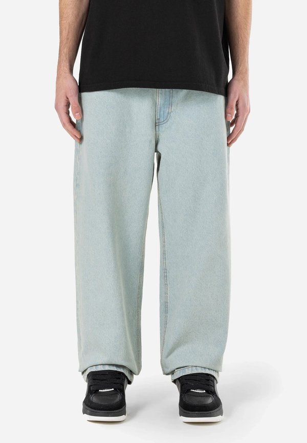 BECE - Loose Jeans