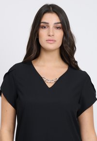 Maison Form'elle Vestito casual - black