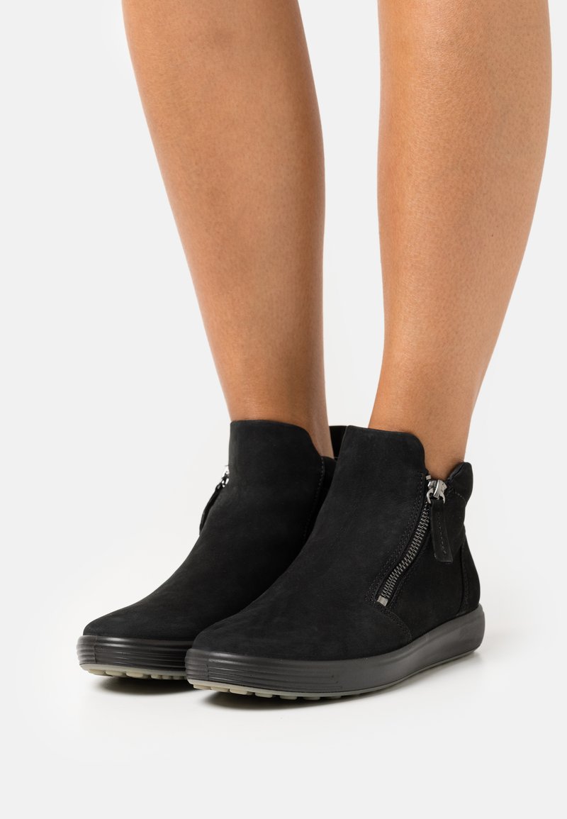 ecco soft ankle boots