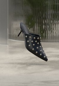 Sélectionné, black