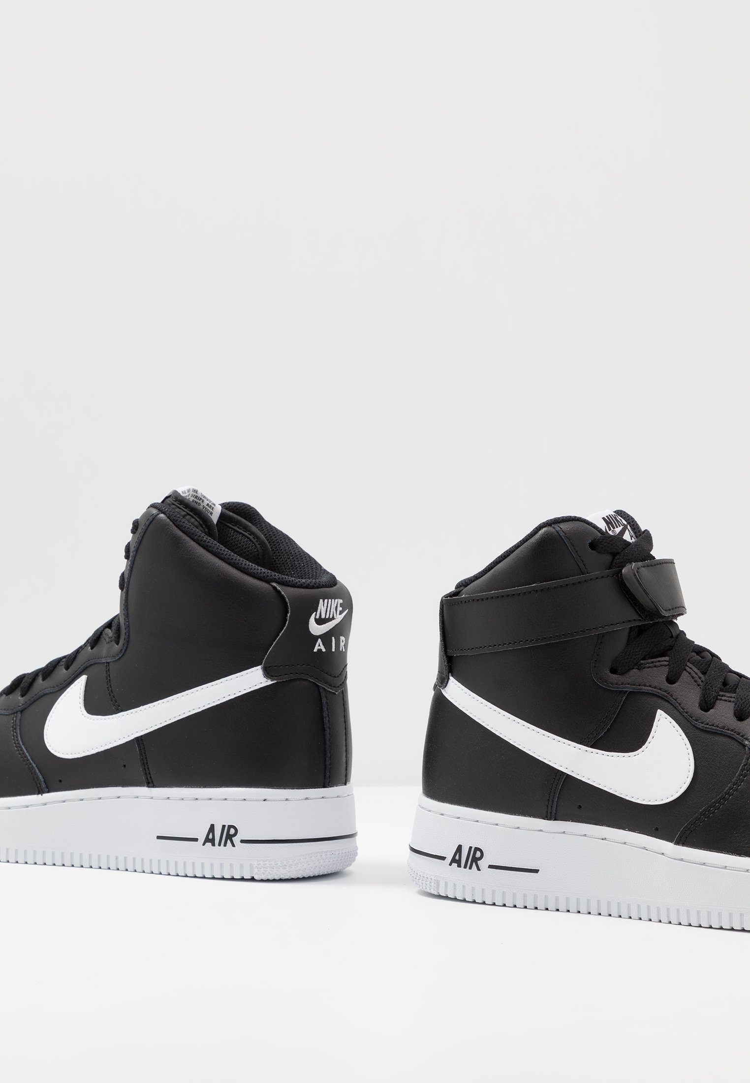 all black air force 1 high top