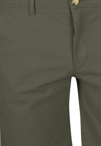 Thumbnail Image 3