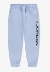 BASELINE PANT UNISEX - Pantalon de survêtement - light blue