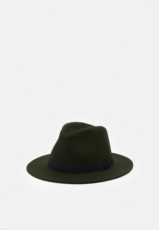 Hat - forest night