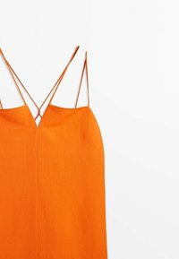Massimo Dutti Robe de jour - orange