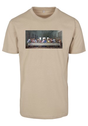 CAN´T HANG WITH US TEE - Camiseta estampada - sand