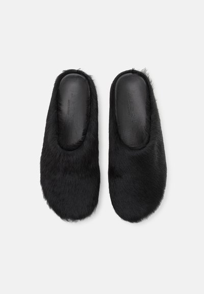 Marni Platt slip-in - black